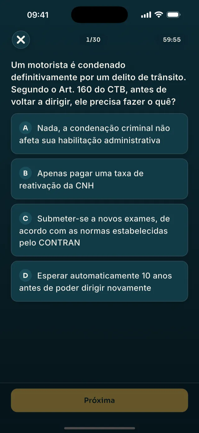 Questão de simulado no Passa CNH, com o contador de tempo, a numeração da questão e as quatro alternativas