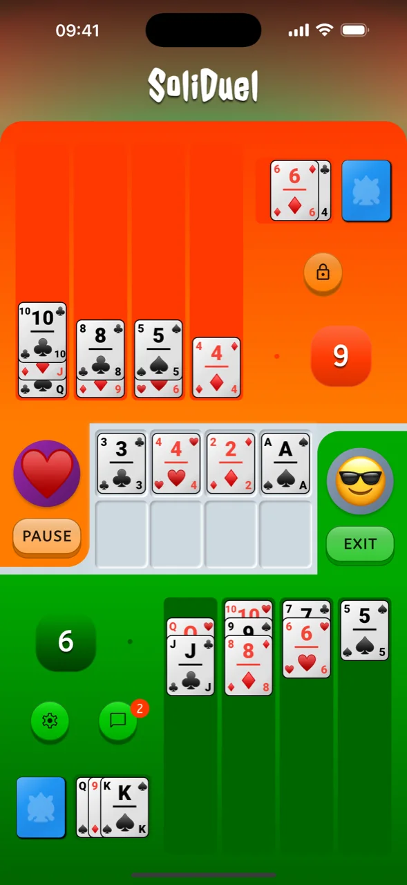 A live 1v1 Solitaire duel in progress on the green felt board